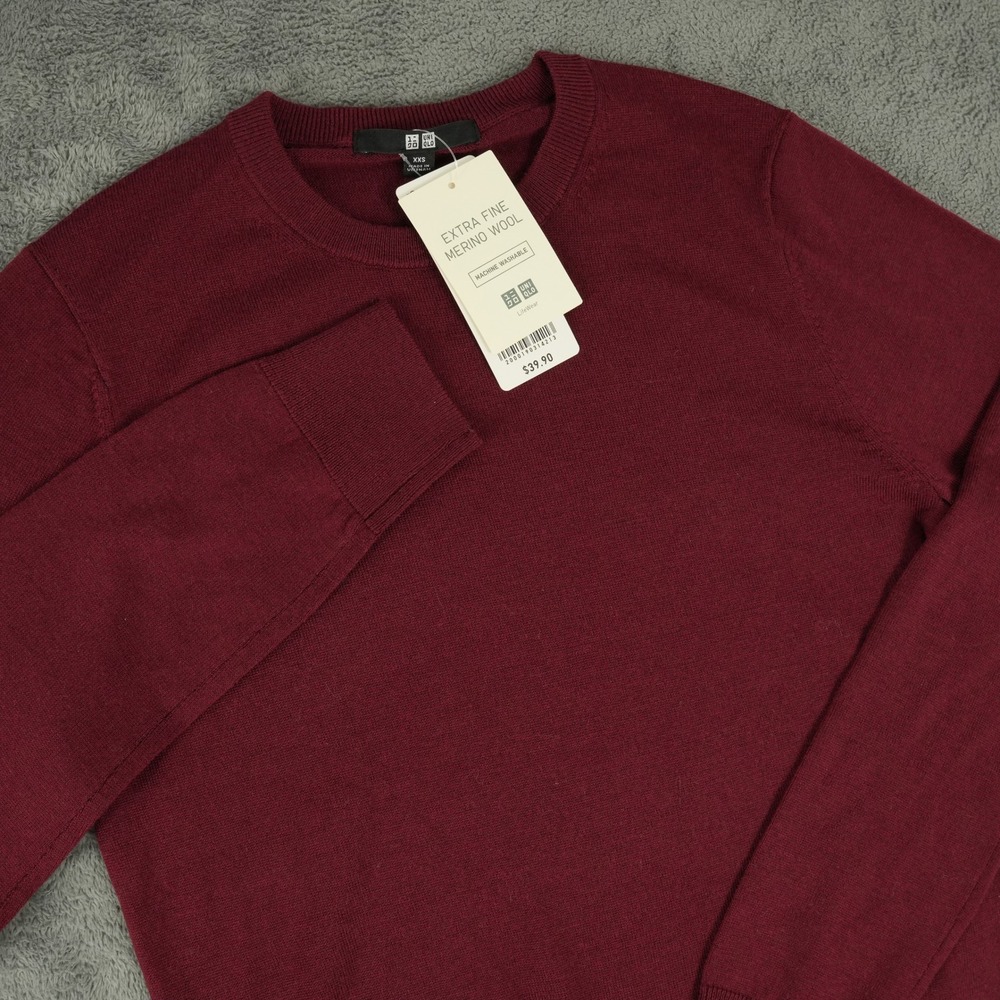 Uniqlo Sweater Womens XXS Wine Red Extra Fine Merino Wool Crew Neck‎ 251-469410